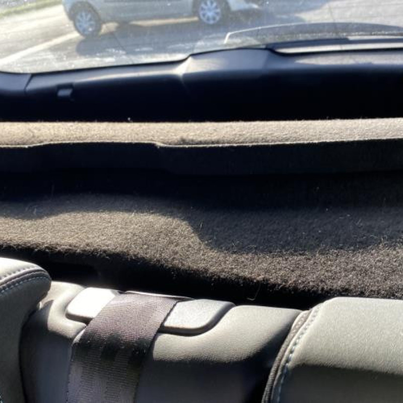 Attache ceinture arriere gauche PEUGEOT 2008 1 Photo n°13