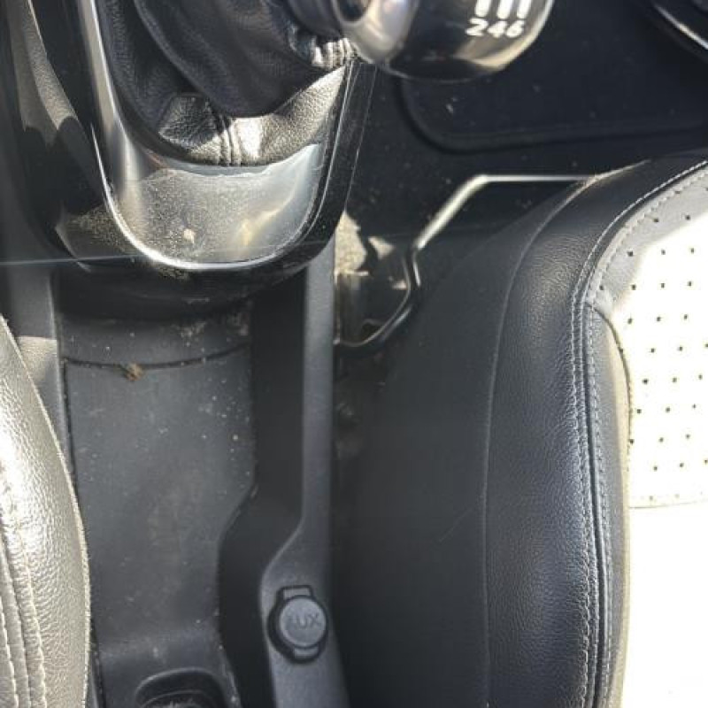 Amortisseur avant droit CITROEN DS3 Photo n°13