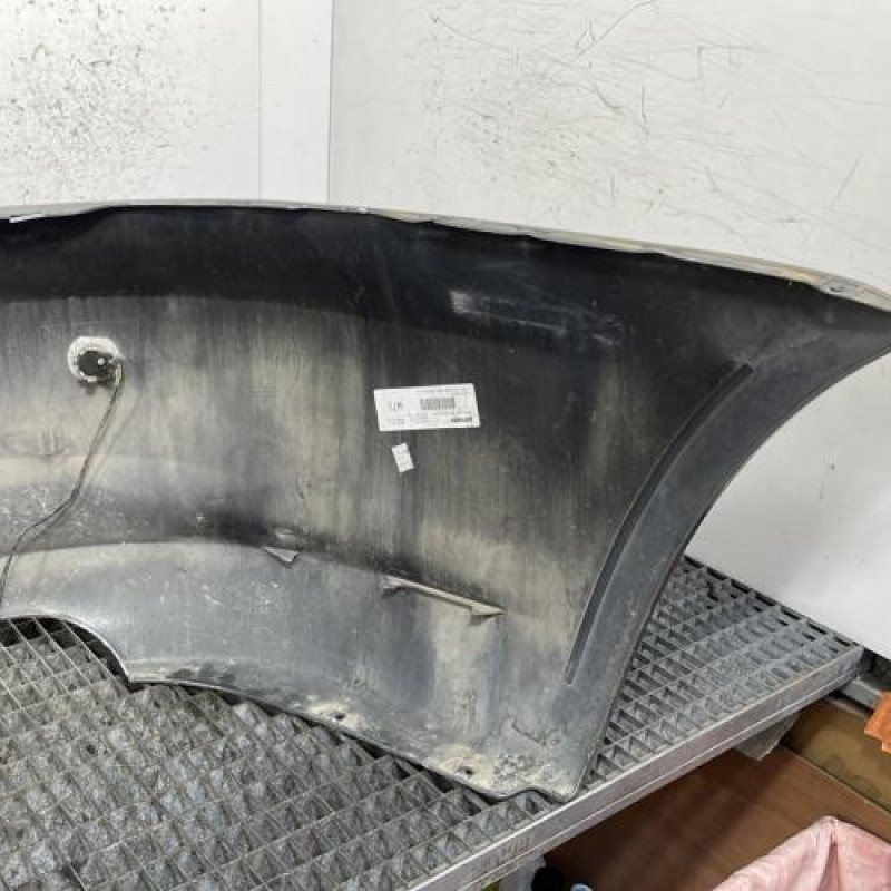 Pare choc arriere BMW SERIE 1 E88 Photo n°4