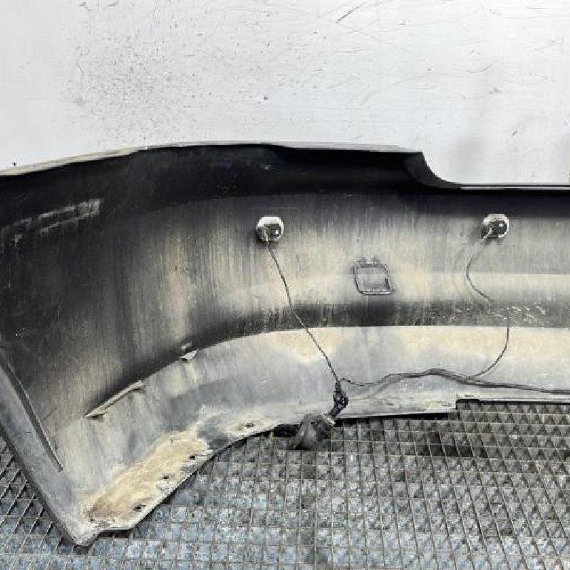 Pare choc arriere BMW SERIE 1 E88 Photo n°6