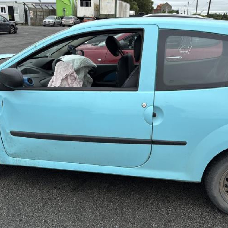 Feu arriere principal gauche (feux) RENAULT TWINGO 2 Photo n°6