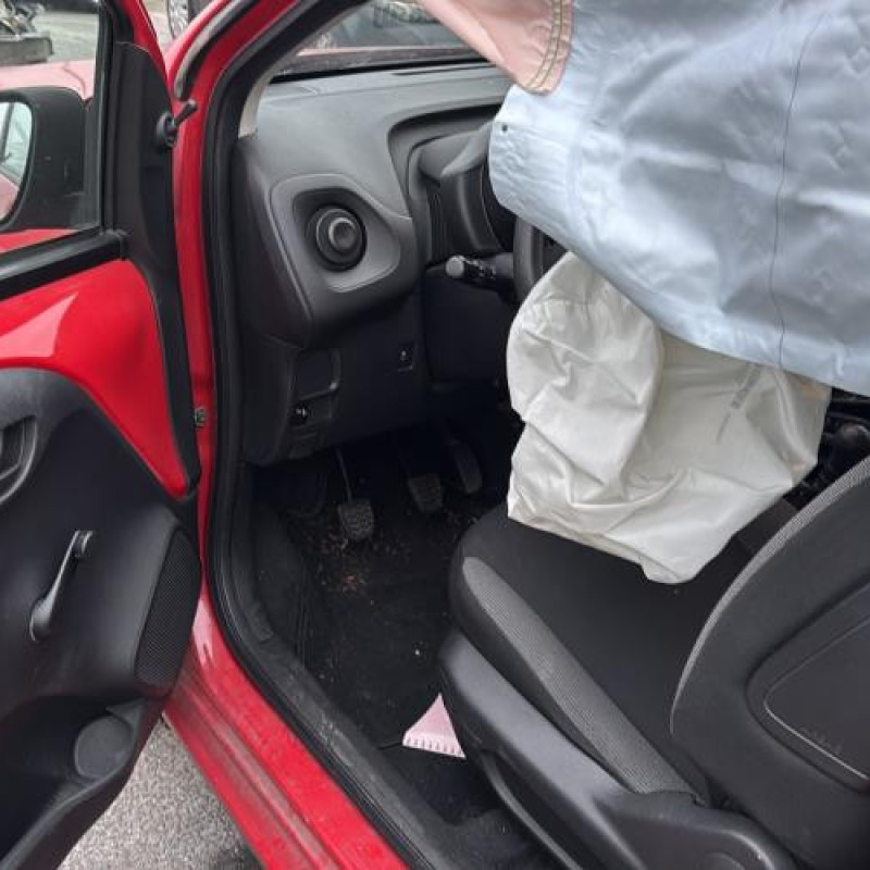 Amortisseur avant droit PEUGEOT 108 Photo n°8
