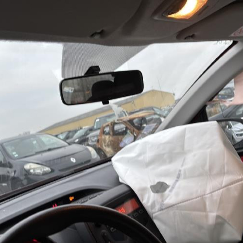 Amortisseur avant droit PEUGEOT 108 Photo n°10