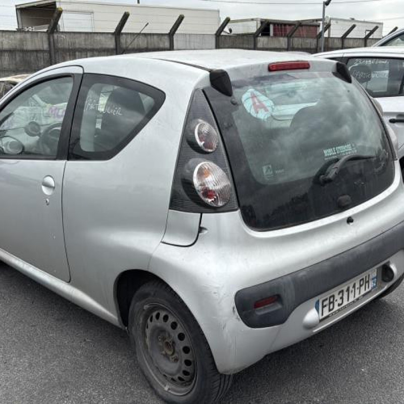 Pare choc avant CITROEN C1 1 Photo n°10
