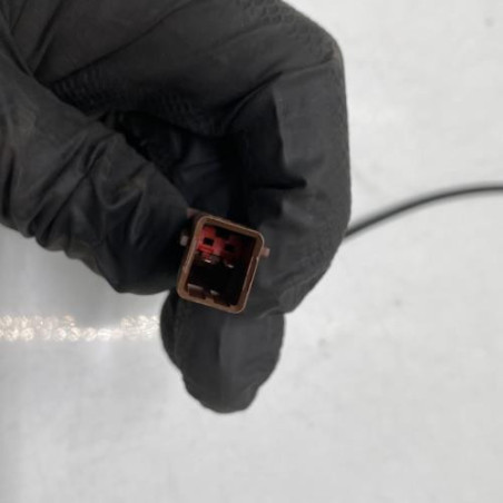 Attache ceinture avant gauche FORD TRANSIT 5