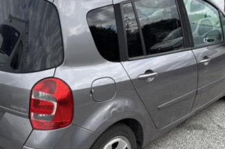 Pare choc arriere RENAULT GRAND MODUS