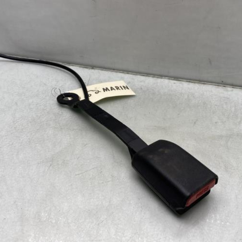 Attache ceinture avant droit MAZDA 3 3 Photo n°1