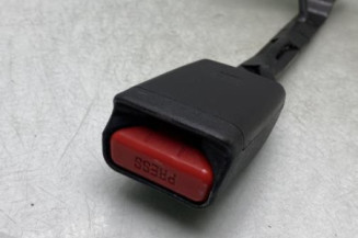 Attache ceinture avant droit MAZDA 3 3