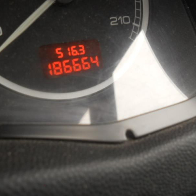 Bouton de warning PEUGEOT 307 Photo n°11