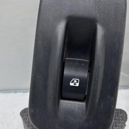 Interrupteur de leve vitre avant droit RENAULT TRAFIC 2