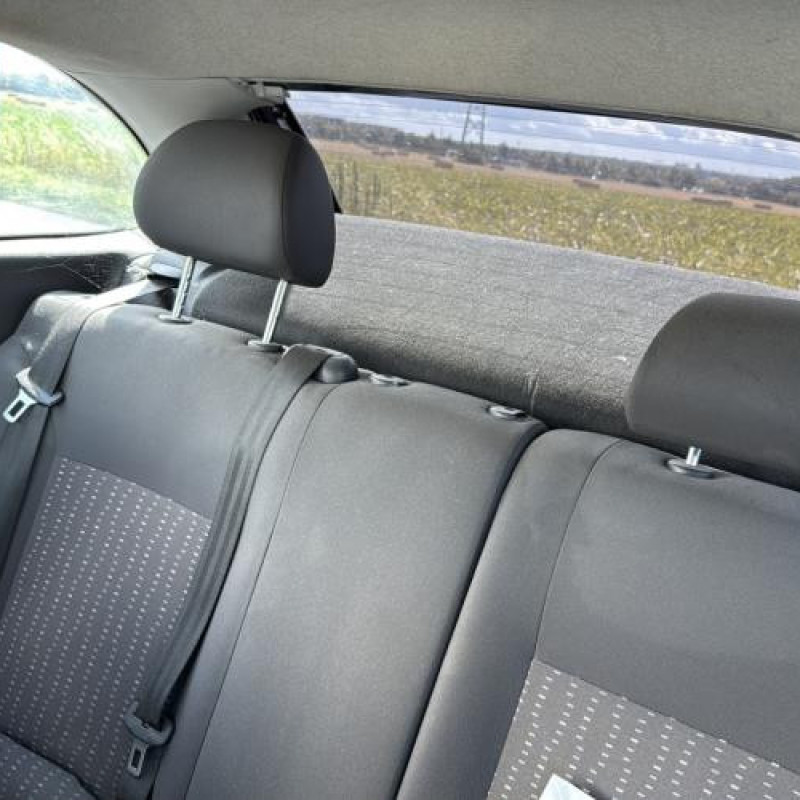 Malle/Hayon arriere SEAT IBIZA 3 Photo n°8