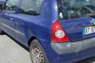 Pare choc avant RENAULT CLIO 2