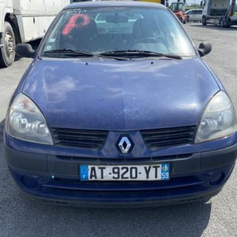 Pare choc avant RENAULT CLIO 2 Photo n°10