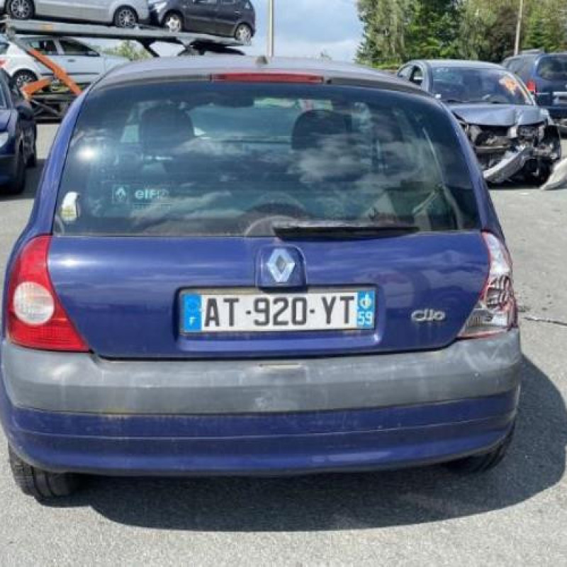 Pare choc avant RENAULT CLIO 2 Photo n°12