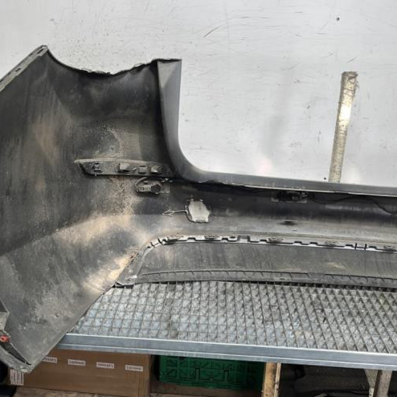 Pare choc arriere VAUXHALL ASTRA H Photo n°6