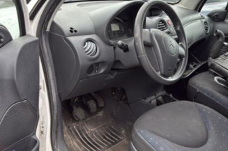 Interrupteur de leve vitre avant droit CITROEN C3 1