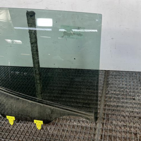 Vitre arriere droit RENAULT KADJAR