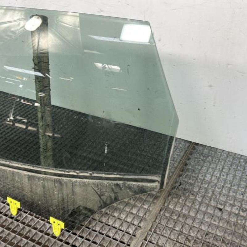 Vitre arriere gauche RENAULT KADJAR Photo n°3