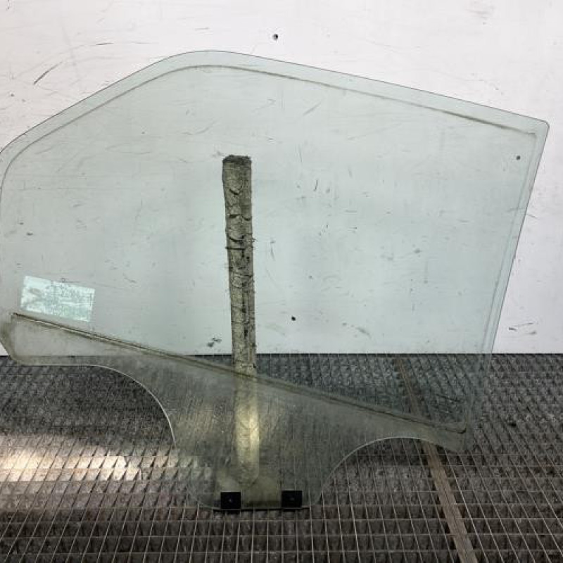 Vitre arriere gauche DACIA LOGAN 1 Photo n°4