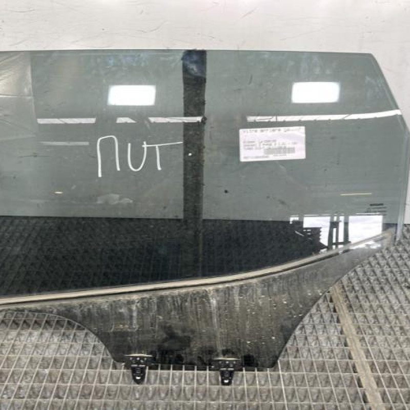 Vitre arriere gauche NISSAN QASHQAI 2 Photo n°1