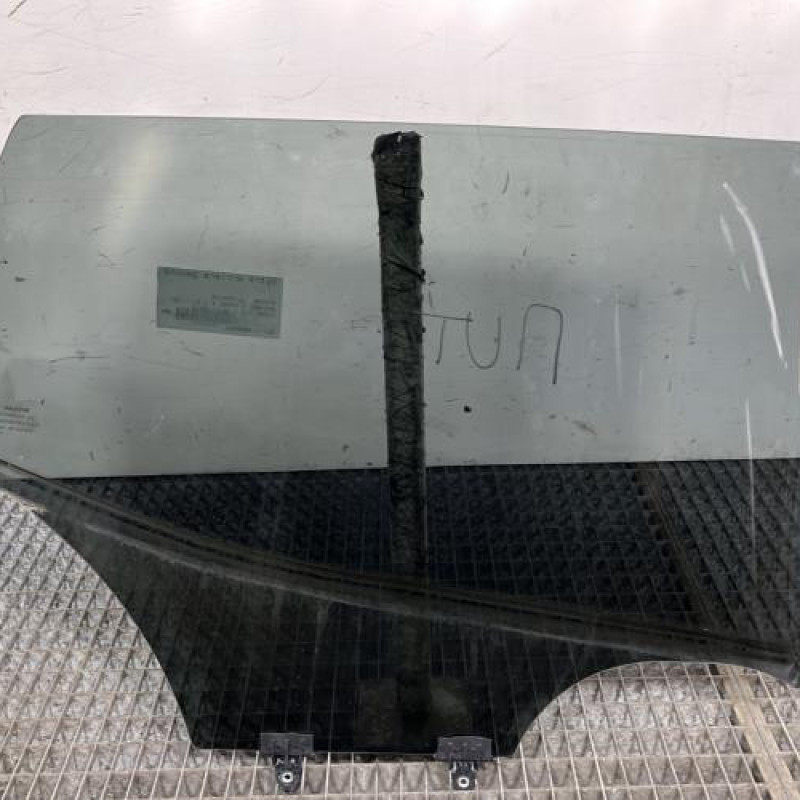 Vitre arriere gauche NISSAN QASHQAI 2 Photo n°4