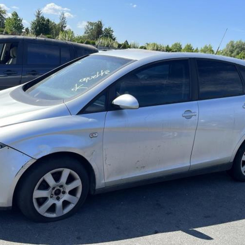 Vitre arriere gauche SEAT ALTEA Photo n°15