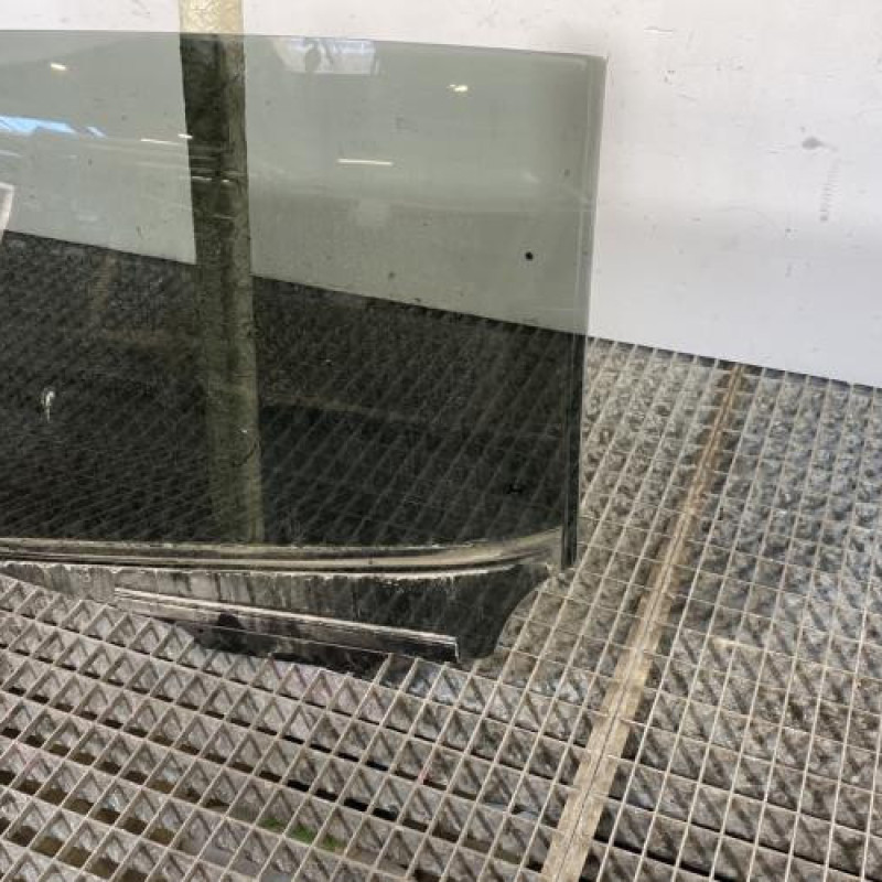 Vitre arriere gauche HYUNDAI I 10 2 Photo n°3