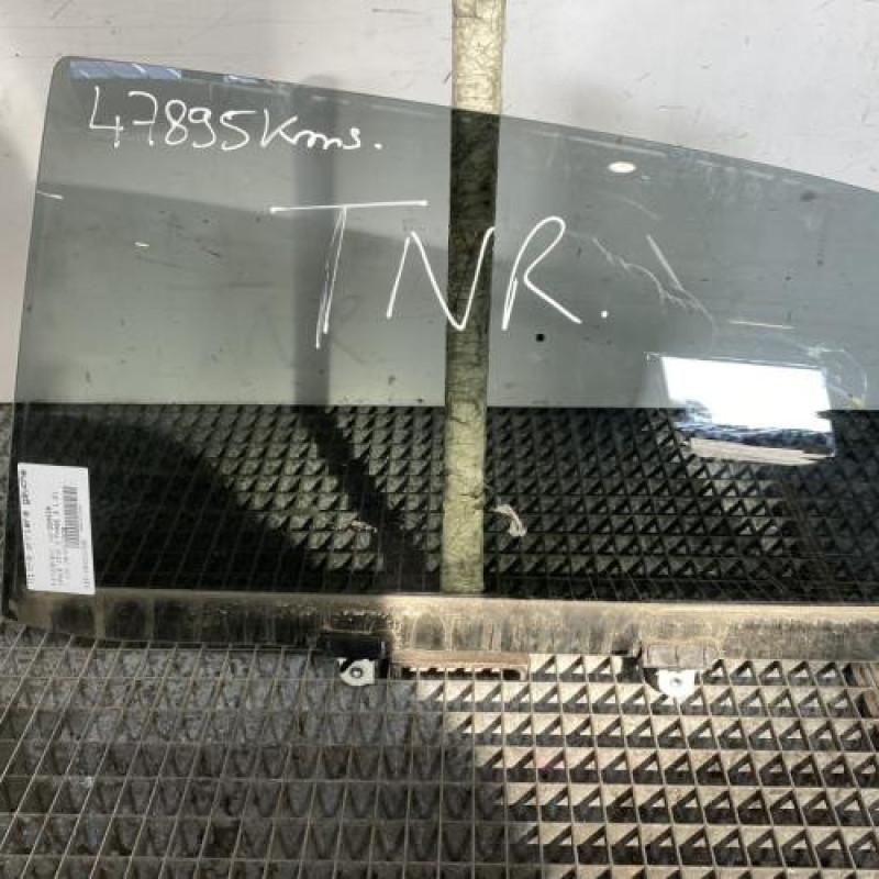 Vitre arriere gauche MITSUBISHI SPACE STAR 3 Photo n°1