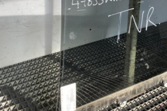 Vitre arriere gauche MITSUBISHI SPACE STAR 3