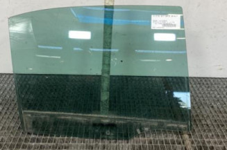 Vitre arriere droit SKODA OCTAVIA 3 Photo n°1