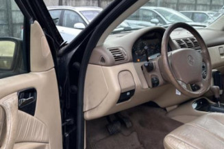 Vitre arriere gauche MERCEDES CLASSE M 163