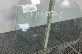 Vitre arriere gauche OPEL CORSA C