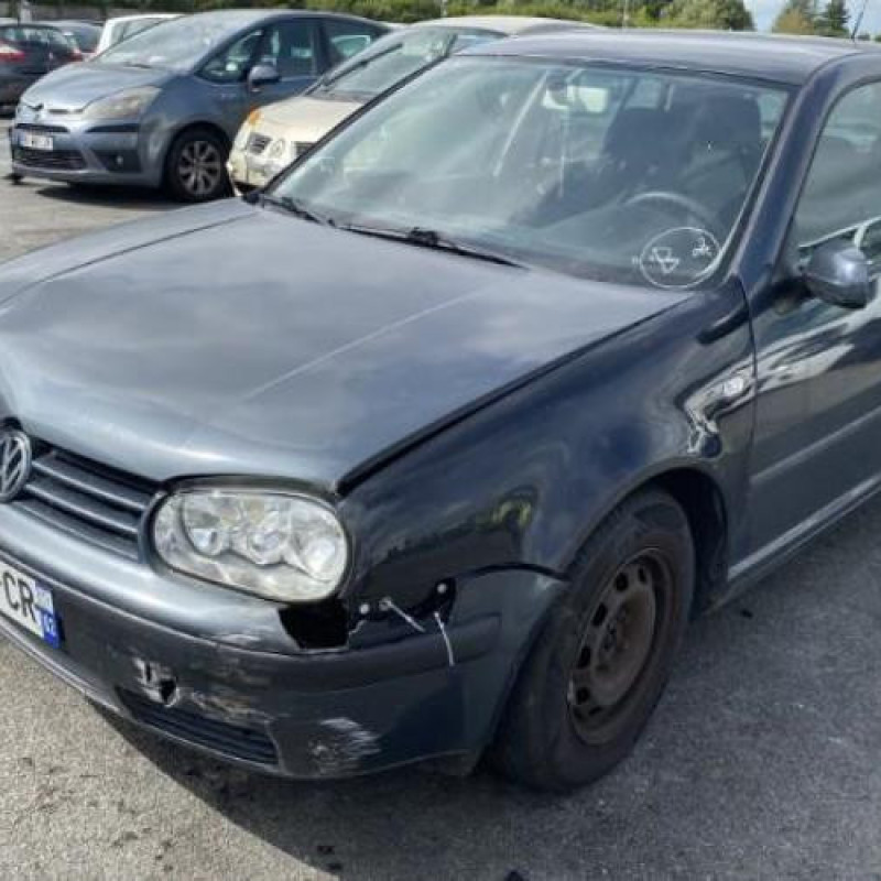 Vitre arriere gauche VOLKSWAGEN GOLF 4 Photo n°7