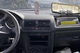 Vitre arriere gauche VOLKSWAGEN GOLF 4