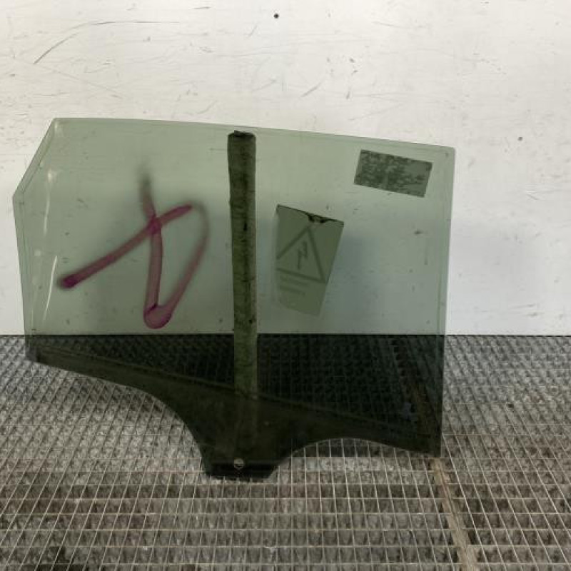 Vitre arriere gauche BMW SERIE 2 F45 ACTIVE Photo n°5