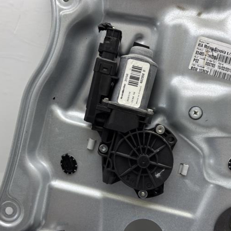 Leve vitre electrique arriere droit KIA CEE-D 1 SPORT WAGON Photo n°3