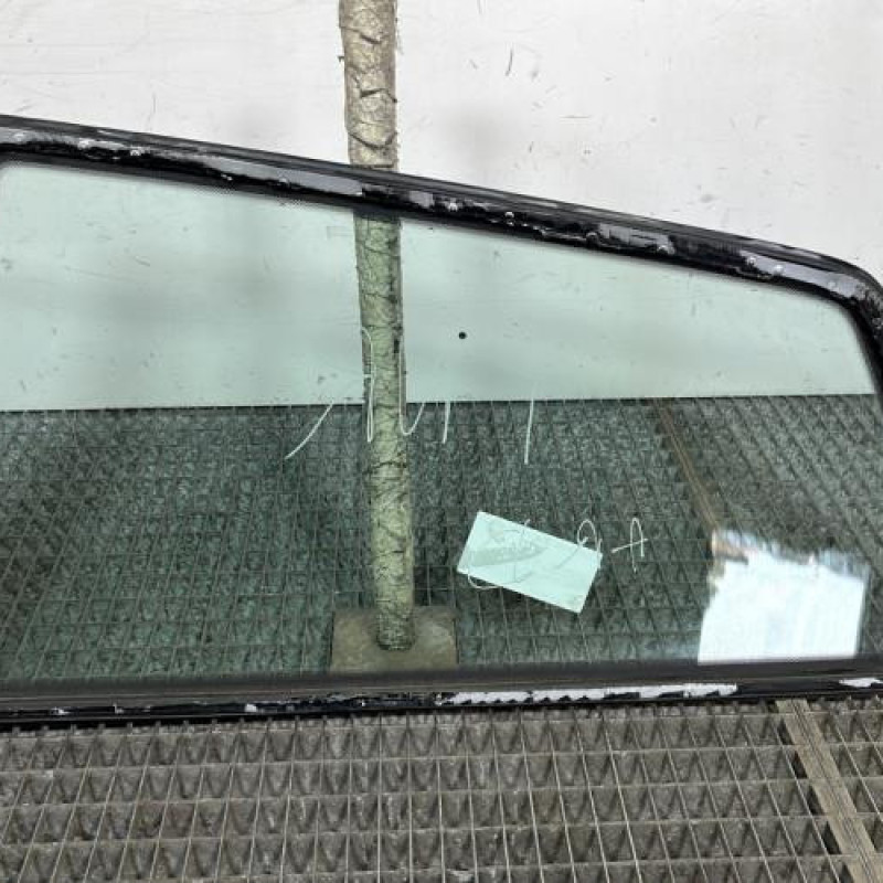 Custode arriere droit VOLKSWAGEN POLO 4 Photo n°4