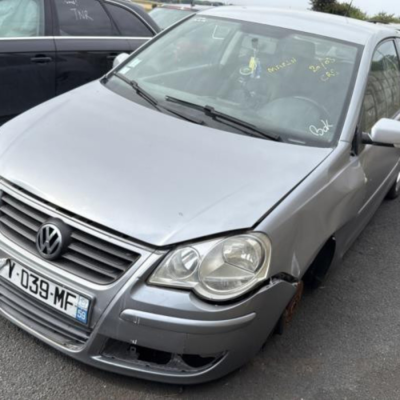 Retroviseur gauche VOLKSWAGEN POLO 4 Photo n°1