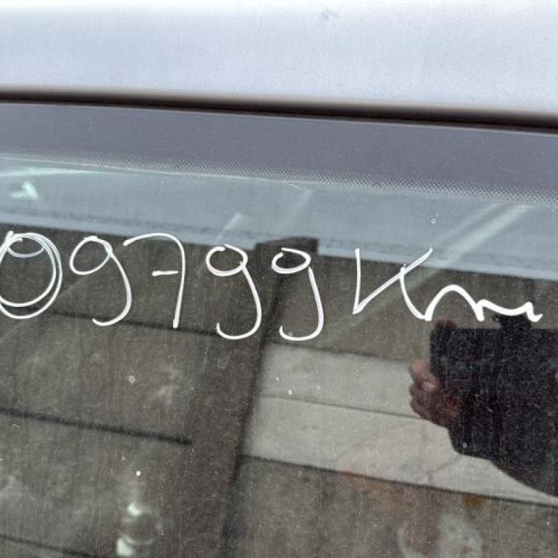 Charniere de capot VOLKSWAGEN POLO 4 Photo n°5