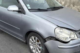 Leve vitre electrique avant gauche VOLKSWAGEN POLO 4