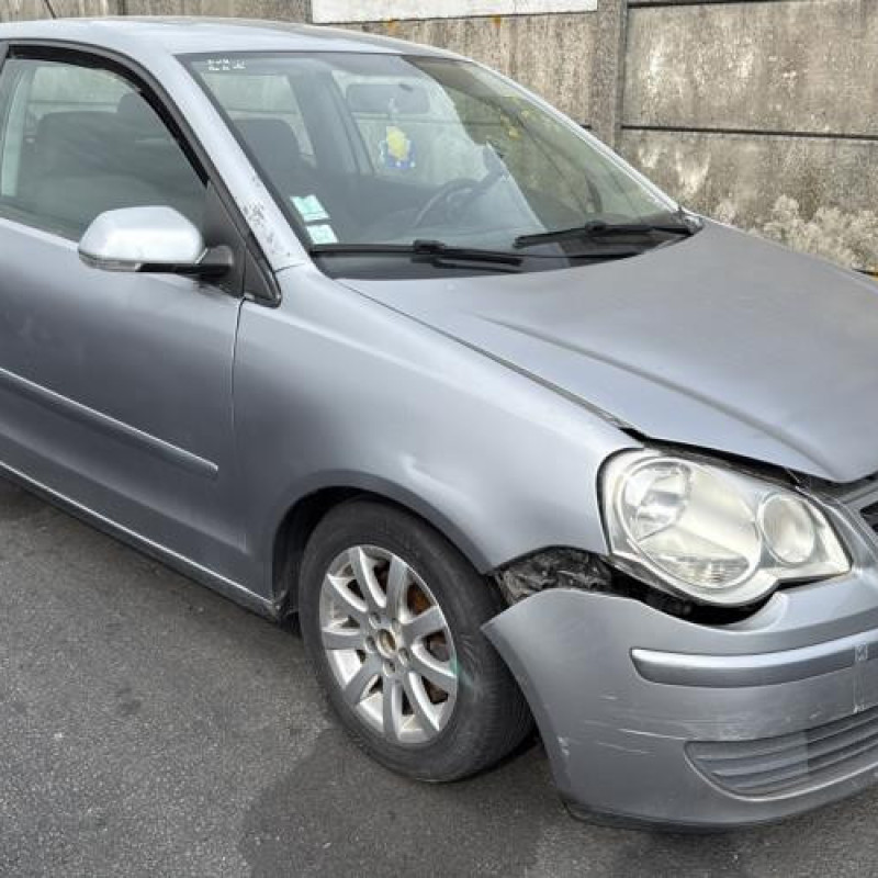 Pare soleil droit VOLKSWAGEN POLO 4 Photo n°2