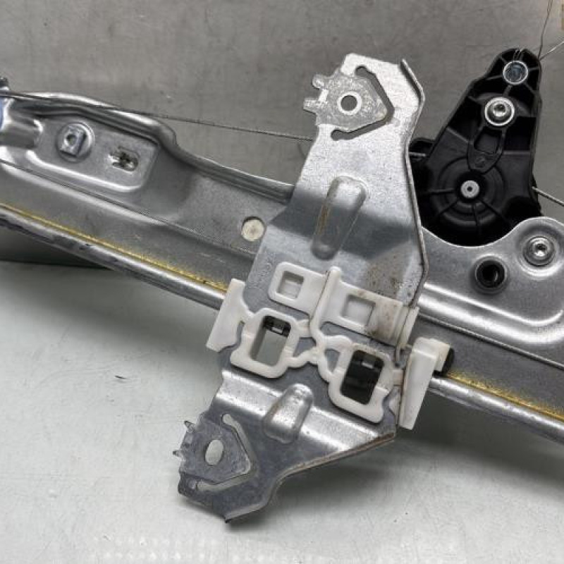 Leve vitre electrique arriere droit RENAULT KADJAR Photo n°3