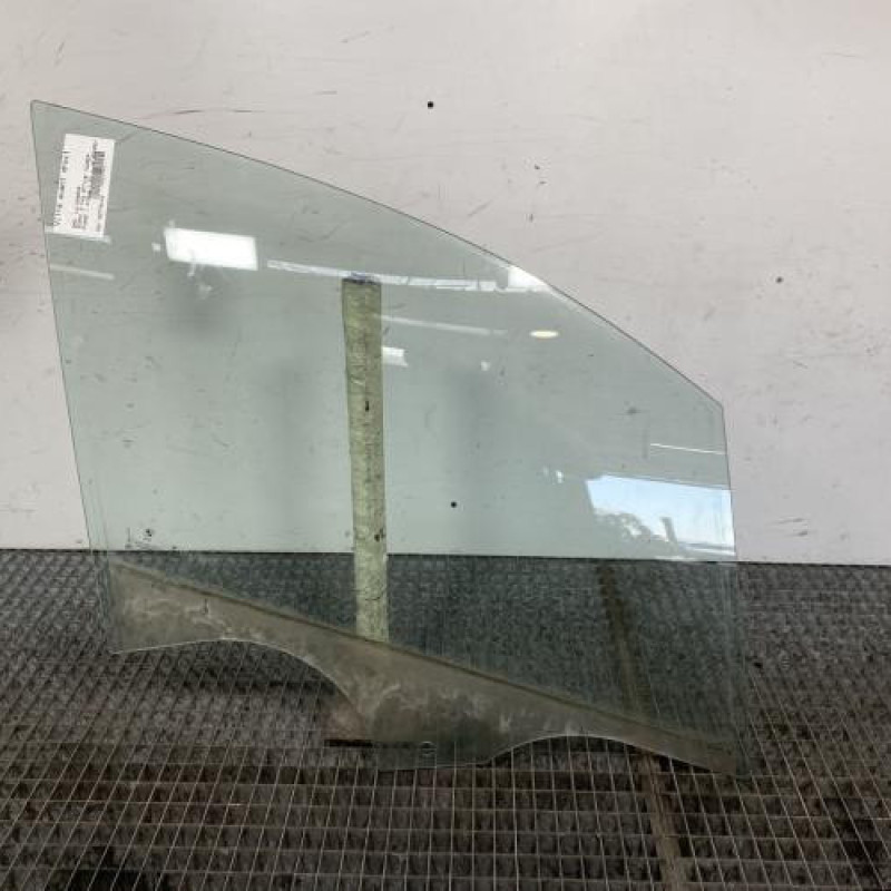 Vitre avant droit BMW SERIE 2 F45 ACTIVE Photo n°1