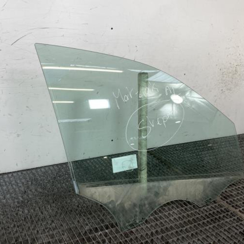 Vitre avant droit MERCEDES CLASSE M 166 Photo n°3