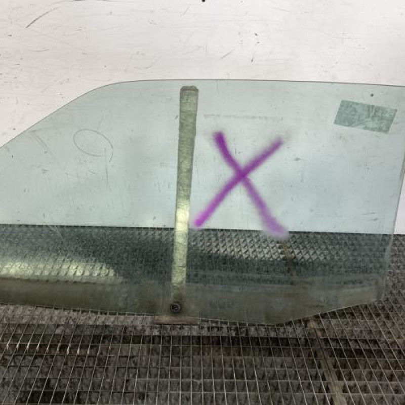 Vitre avant droit CITROEN ZX Photo n°7