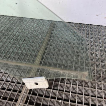 Vitre avant droit AUDI A4 4