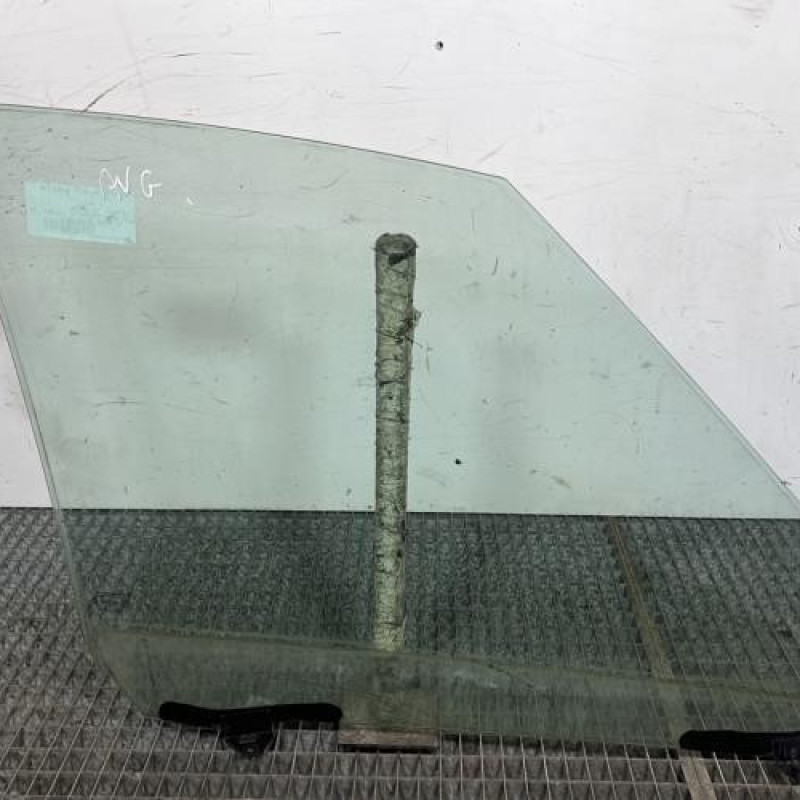 Vitre avant gauche CITROEN C4 GRAND PICASSO 1 Photo n°4