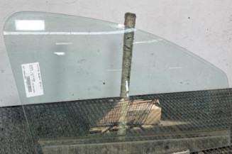 Vitre avant droit SUZUKI ALTO 3