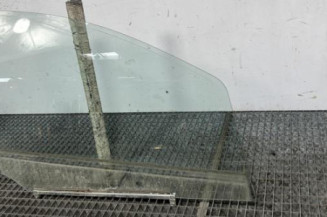 Vitre avant droit SUZUKI ALTO 3