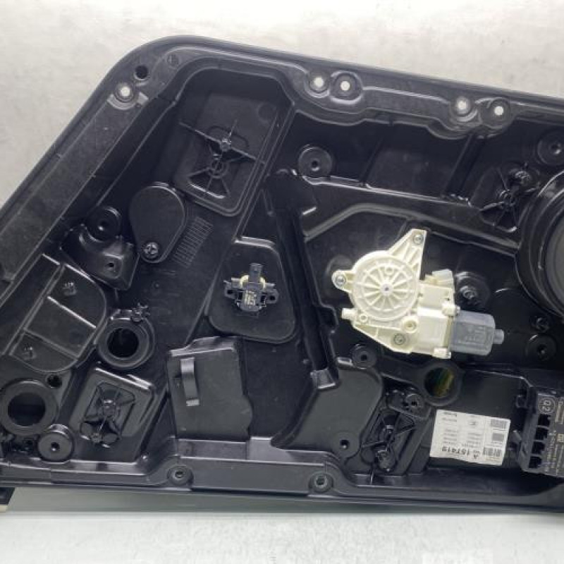 Leve vitre electrique avant droit MERCEDES CLASSE A 176 Photo n°1